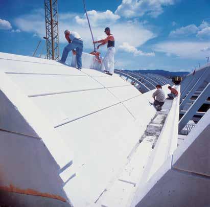 Hebel-dakplaten kunnen op elk soort steun rusten: metselwerk, metalen balken, betonnen of houten liggers, enz.