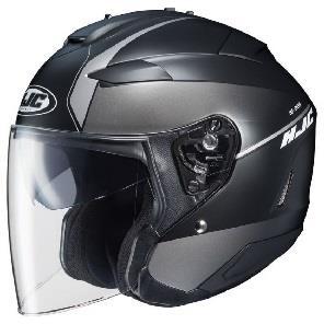 aanschaffen van een helm. Op alle motorkledingpoint locaties hebben wij mensen die gespecialiseerd zijn in het uitzoeken van de helmen die bij jouw gezicht passen.