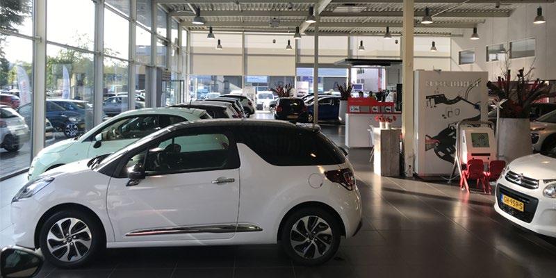 24 energiezuinige LED schotels voor Citroën Emerpark In de autoshowroom van Citroën Emerpark Hilversum werd de conventionele verlichting in het pand verruild voor 24 LED schotels van 155 watt.