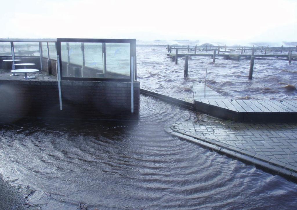 Resultaten fase 2 van het Deltaprogramma IJsselmeergebied 15 extreme waterstanden Extreem nat De eerste week van 2012 kreeg Nederland te maken met hoge water - standen.
