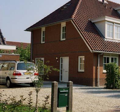 Zone waar gebouwen zijn toegestaan* Zone tuin, geen