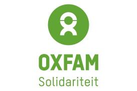 1 jaar later Dankzij haar banden met lokale partners kon Oxfam in de dagen na de aardbeving