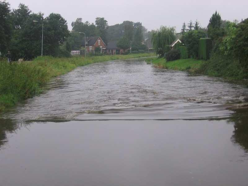 regen was gevallen, kwam deze beek bij Bredevoort tjokvol