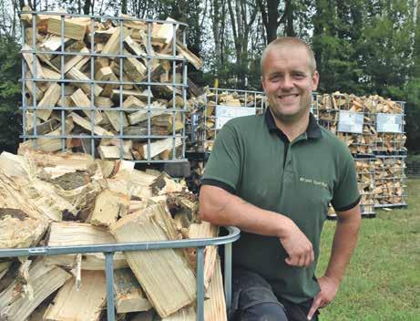 bij begon lag de focus van zijn bedrijf voor al op de verkoop van haard- en brandhout. In de loop van de jaren werd die dienst aangevuld met diensten gericht op het onderhoud en het kappen van bomen.