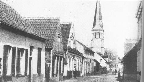 De Dorpstraat en kerk omstreeks 1910 Binnenzicht van de kerk
