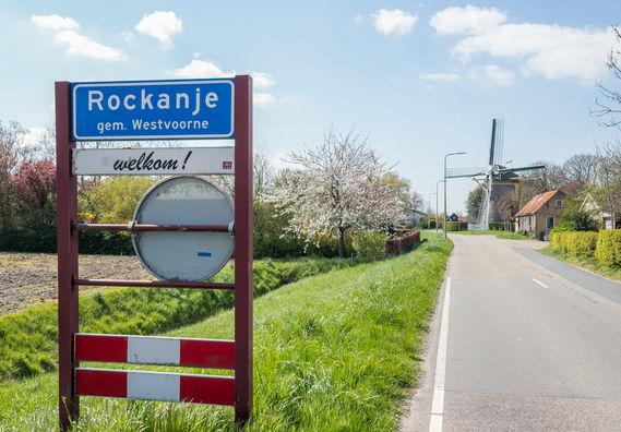 Rockanje vormt een prima uitvalsbasis voor de haven, industrie, Europoort, Maasvlakte en Botlek en ook Rotterdam en Spijkenisse zijn uitstekend te bereiken.