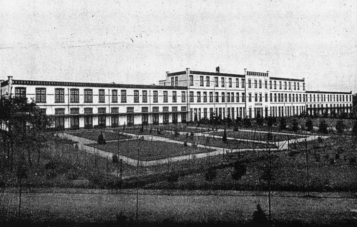 3) 1943 - Deportatie Apeldoornsche Bosch De ontruiming van de joodse psychiatrische instelling Het Apeldoornsche Bosch op 21 januari 1943 is een van de meest duistere gebeurtenissen van de