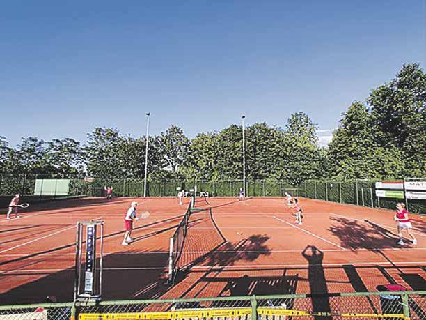 8 Tennisvereniging Artesia organiseert De Kluijver Open Senior Toernooi Tennisvereniging Artesia is op zoek naar tennissers voor het immer gezellige toernooi de Kluijver Open.