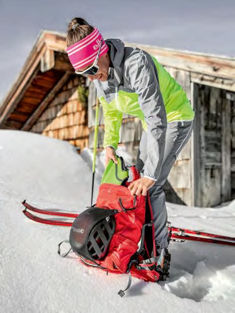 180 g en kan plaatsbesparend in een rugzak worden opgeborgen. aanpasbaar, en is geschikt voor alle standaard skischoenmodellen van maat 38,5 tot 46. Het paar weegt slechts ca.