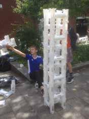 Plastic Bottle Battle: torens bouwen Jongeren staan kritisch in