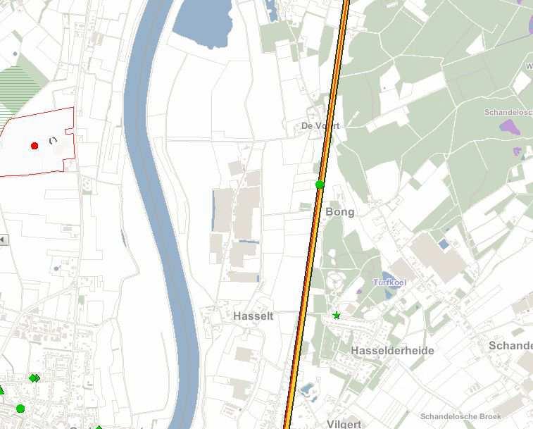 Uitsnede Risicokaart Nederland Wegverkeer In de Circulaire Risiconormering Vervoer Gevaarlijke Stoffen wordt aangegeven dat binnen 200 meter van een weg het groepsrisico betrokken moet worden.