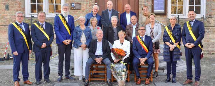 Nu is hij actief bij de Nieuwpoortse Petanqueclub. Beide jubilarissen zijn lid van Wandelclub Nieuwpoort en OKRA. Marie-Louise is 100 jaar!