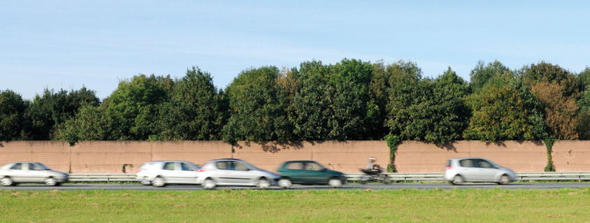 haar verantwoordelijk houdt voor de schade. In uw brief schrijft u dat er een aanrijding heeft plaatsgevonden, waar en wanneer dat was en welke schade daarbij is ontstaan.