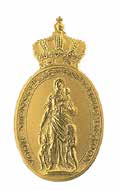 De Orde van de Nederlandse Leeuw kent de drie graden van Ridder, Commandeur en Ridder Grootkruis.