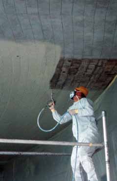 EN 1504-9 Principe 1: Bescherming tegen indringing Bescherming van het betonnen oppervlak tegen indringing Een groot deel van schade aan beton is het gevolg van