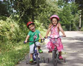 De wetgeving voor jouw fiets en de kinderfiets: - Een kinderfiets heeft een wieldiameter van max. 50 cm, banden niet inbegrepen.
