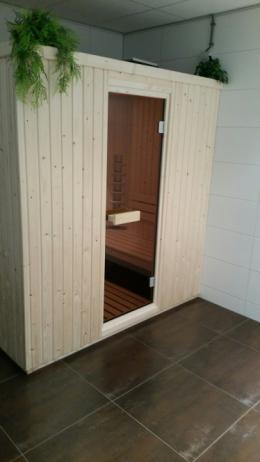 INFRAROOD SAUNA REDENEN OM GEBRUIK TE MAKEN VAN DE INFRAROOD SAUNA Er zijn verschillende redenen om gebruik te maken van een infrarood sauna.