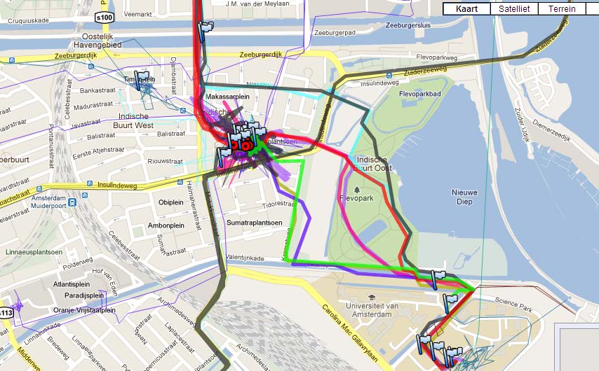 Afbeelding 10: Wandelroute respondent 22203 Een vrouw van 60 (22304) uit de Indische Buurt geeft aan niet graag door de ons (de onderzoekers) gedefinieerde buurt te lopen.