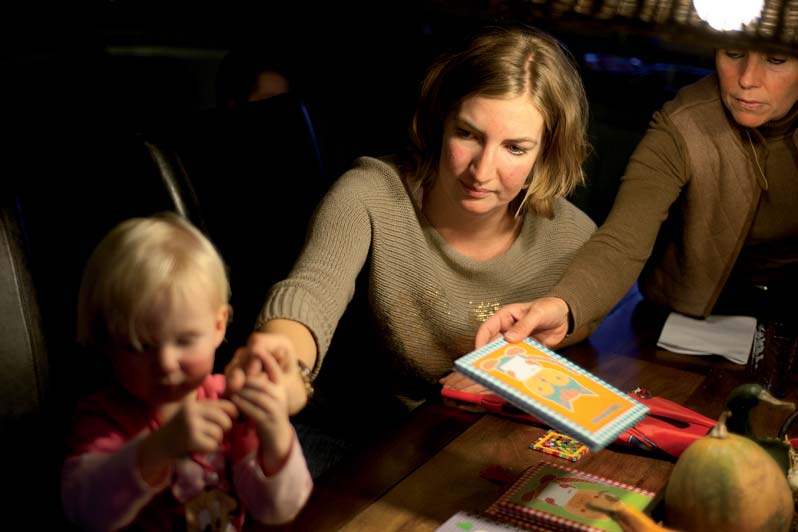 129 Voor een gastouder zit er niet veel verschil tussen gastouderbureaus als het gaat om de verplichte dienstverlening.