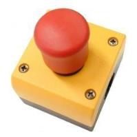 6.2 In werking 6.3 Stoppen Stop procedure: 1. Druk op de rode stopknop. 2. Schakel de hoofdschakelaar uit. 6.4 Noodstop (indien aanwezig) Noodstop procedure: 1.