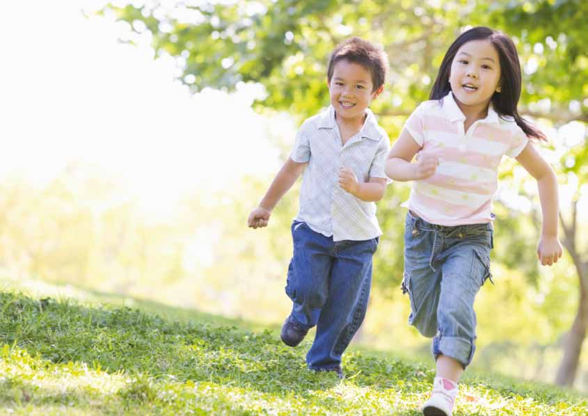 Konijnen jagen 8-12 jaar Samen Ben jij de jager of een konijn? Voor je begint, bepaal je wie de jager wordt. De andere kinderen zijn konijnen.