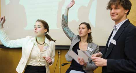 Het VeenLanden College in Mijdrecht en Vinkeveen heeft drie Eerst de Klassers in dienst: Pia-Henrike Böttger (Engels, eerste tranche), Brenda Broekhuizen (geschiedenis, eerste tranche) en Tanja van