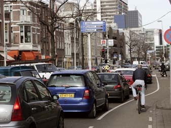 Overschrijding van de grenswaarde voor het daggemiddelde treedt op in meer dan de helft van Nederland.