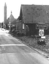 In 1998 heeft SGR zich, nadat de VKK A/L hier om vroeg, in overleg met de gemeente aangemeld voor Dorpen met VISIE. In 2001 is het dorpsplan in het kader van dit project ontwikkeld door Mart Schouten.