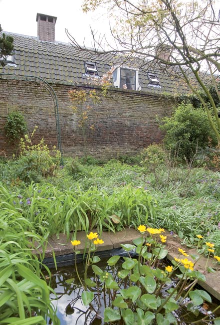 De oplevering van de appartementen is medio 3de kwartaal 2009.