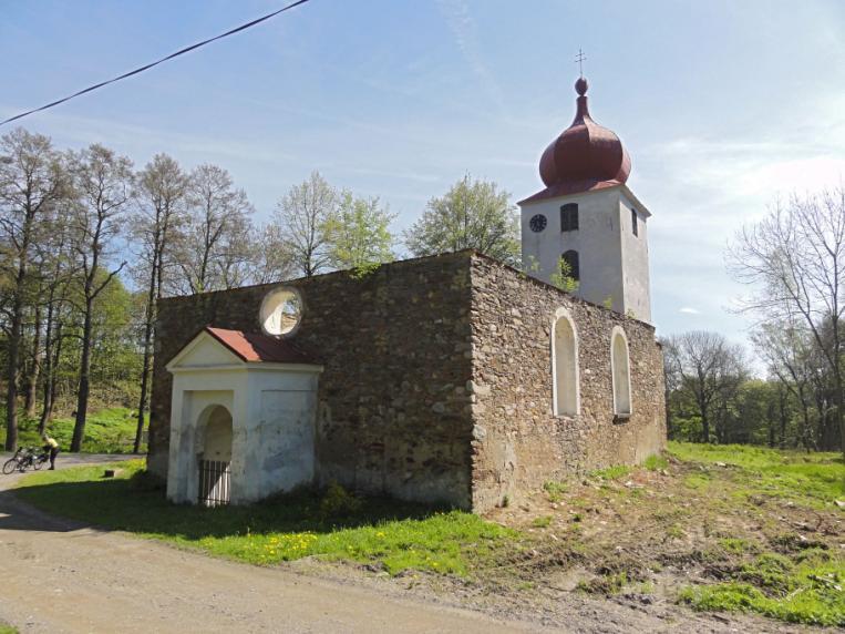 Vrijdag 6 mei Rondrit 6: Stanoviště - Duitse grens 66 km Laagste punt: 536 m Hoogste punt: 787 m Totale stijging/daling: 1070 m Weer: zonnig: 12-18 0 C Onze laatste fietstocht van deze vakantie