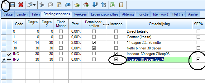 Pagina 18 van 35 Ga naar Onderhoud / Bankgegevens / Tabblad Incasso. Vul het SEPA formaat in en vul uw eigen Incassant-ID in.