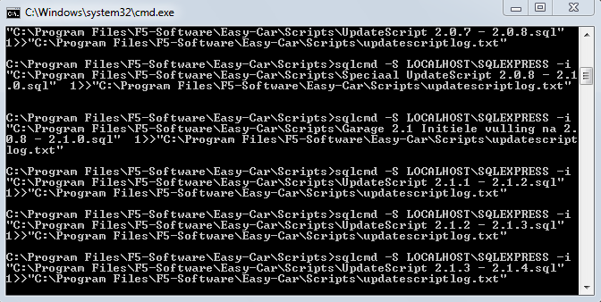 38. Een SQLCMD venster met een zwarte achtergrond verschijnt en diverse (SQL database update) commando's worden uitgevoerd. Onderbreekt u dit proces NIET. Het venster zal zich automatisch sluiten. 39.