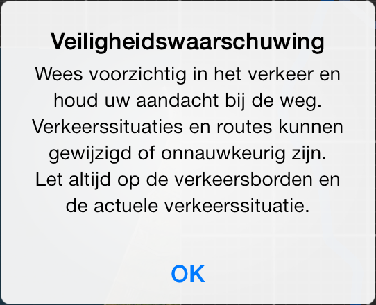 24 De app Kaarten is standaard ingesteld op een autoroute van uw huidige locatie naar de gevonden locatie: Met de knop draait u het begin- en eindpunt om: Met de knoppen en kunt u ook de route in