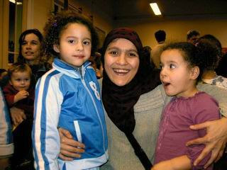 Welkom Project Opvoedmix online opvoedingsondersteuning voor Marokkaans-Nederlandse ouders Stelling 1 Als