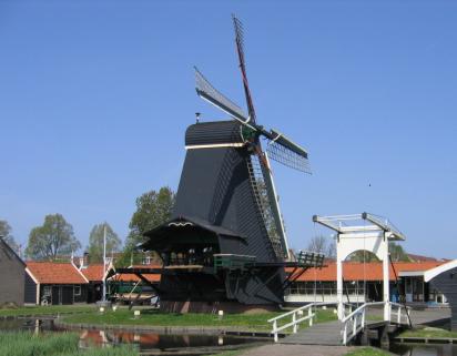 Cornelis Corneliszoon van Uitgeest en zijn bijdragen aan de eerste moderne economie van Europa Gebruik van windenergie door de eeuwen heen.