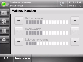 Instellingen van de Polycom CX700 aanpassen c Gebruik het toetsenblok om een nieuwe pincode van zes cijfers in te voeren en druk op OK.