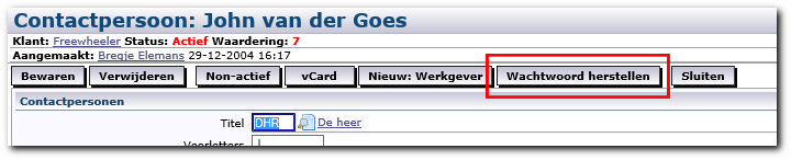 4.7.10 Toegang ontnemen Net zoals u toegang kunt verlenen aan contactpersonen, kunt u ook toegang ontnemen via 2 verschillende methodes.