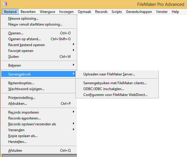 Hoofdstuk 7 FileMaker Pro Advanced gebruiken 143 Eigen menu's U kunt menu's aanpassen door: 1 een kopie van een standaard FileMaker-menu te bewerken.