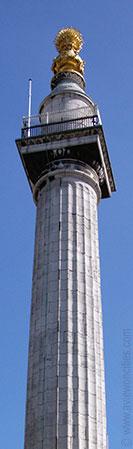 The Monument Londen Tablet versie 1 Dit monument dat vreemd genoeg gewoon gekend is als The Monument werd opgericht ter herinnering aan de Grote Brand van 1666, waarbij niet enkel vier vijfde van de