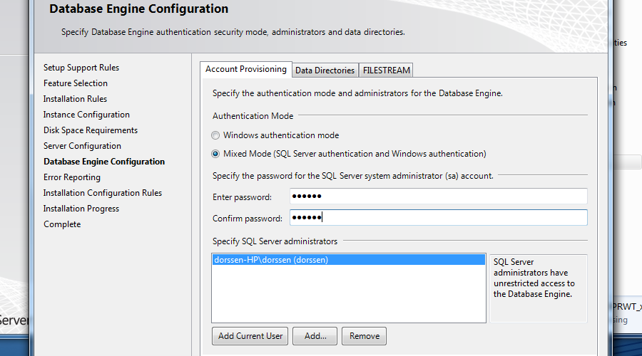 Database Engine Configuration Onder Authentication Mode moet 'Mixed Mode' worden gekozen.