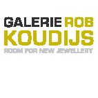 Bezoek aan Galerie Rob Koudijs: introductie over het hedendaagse sieraad en de galerie door Rob Koudijs.