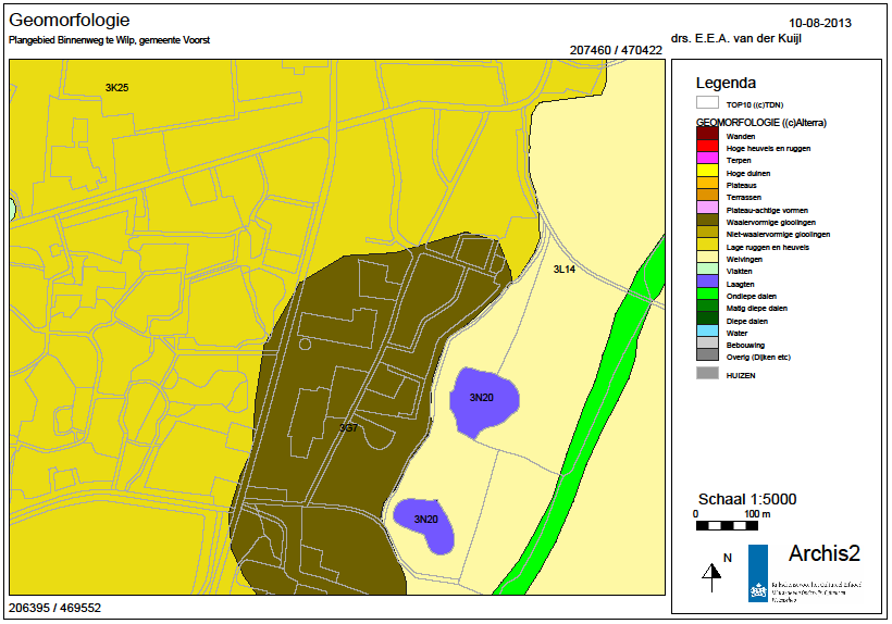 Afbeelding 2: Geomorfologische kaart met de situering van het plangebied binnen het rode kader Bodem De bodemkaart typeert het bodemtype in het onderzoeksgebied als vorstvaaggronden (Zb23).