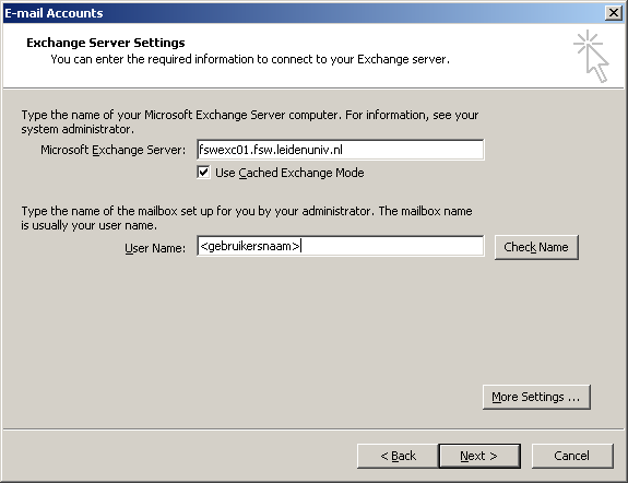 De naam van de Microsoft Exchange Server zoals in onderstaande afbeelding is weergegeven Het vinkje voor Use Cached Exchange Mode naar keuze: o Als u het aan laat staan wordt uw complete FSW-mailbox