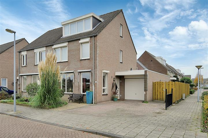 Heuvel 46 5502 AL Veldhoven T: 040 23 51 807 info@vandeschans.