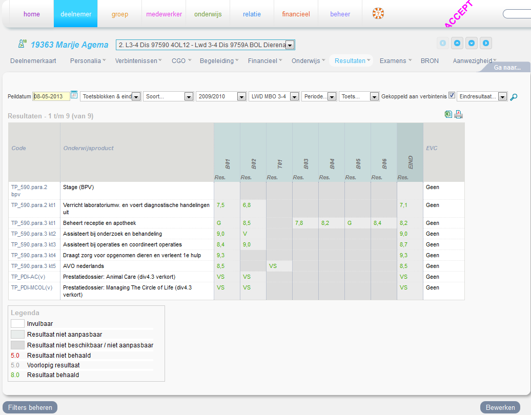 Het instellen van de filters doe je als volgt: Peildatum : Dit is normaal gesproken de huidige datum. N.b: Je kunt altijd met de peildatum terug in de tijd om b.v. een resultaat van een deelnemer uit een vorig schooljaar in deze groep aan te passen.