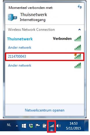 Stap 1 - Sluit de WiFi module aan op de omvormer via de voorziene poort ( RS 232 ) Verbind je laptop met de WiFi module, het serienummer van de WiFi module wordt weergegeven als netwerknaam in de