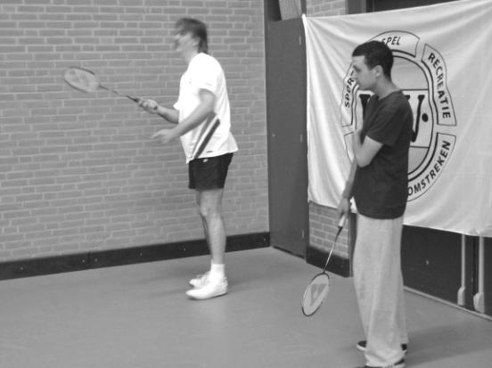 DoeMEEdag op 9 juni in de mammoet 13 Onze secties Rolstoeldansen, Badminton en Tafeltennis deden mee aan een dag georganiseerd door Stichting