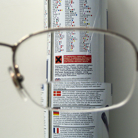 Dubbelfocus 1p 18 In een dubbelfocus bril zit een positieve en een negatieve lens in één glas.