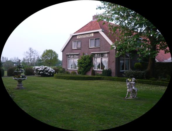 Hallo, wij familie van de Wetering zijn eigenaar van Mini Camping Nieuw Moscou gelegen in gemeente Hoogeveen, provincie Drenthe.