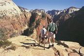 Rondreizen / Noord-Amerika / Verenigde Staten Code 244618 P avontuur op maat Niveau Accommodatie Utah * Zion National Park, 3 dagen, het mekka van de wandelaar Zion is een van de meest afwisselende